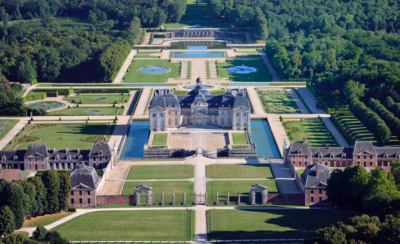 Restoration and protection of the Château de Vaux-le-Vicomte (France)